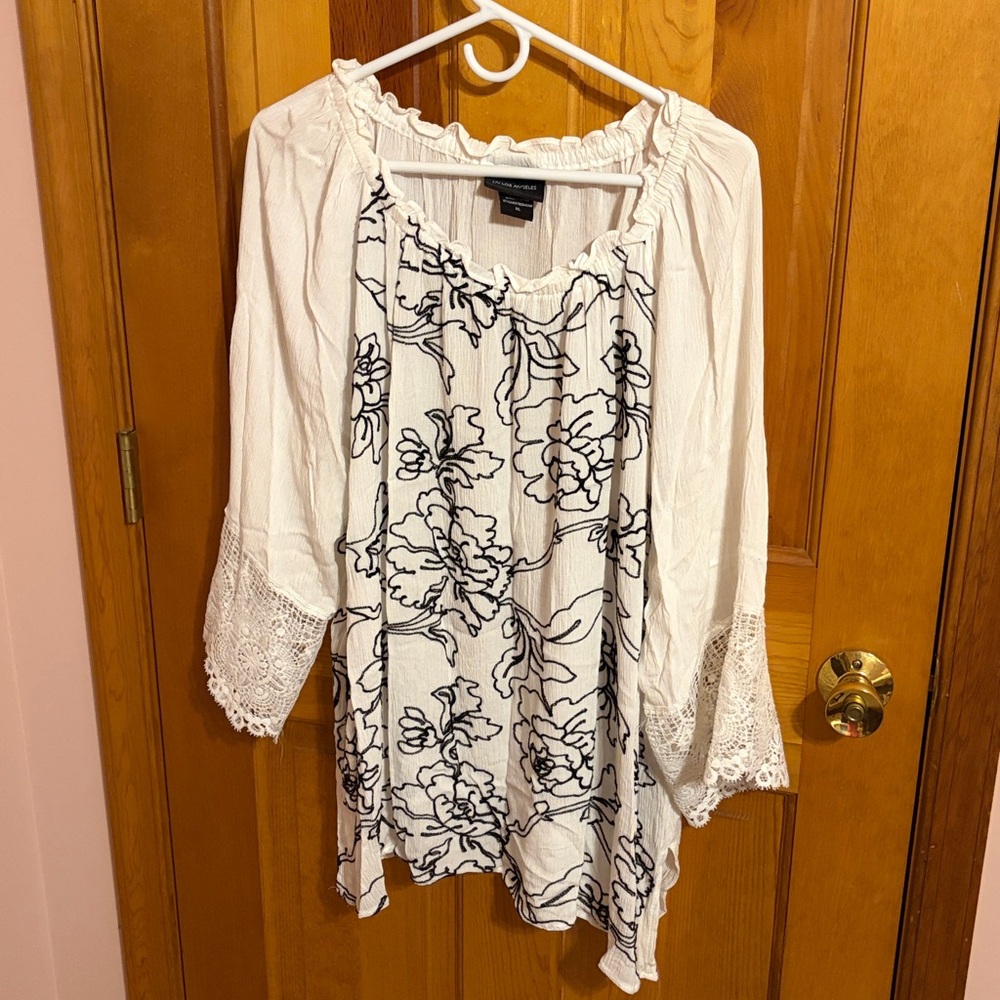 Floral Embroidered White Blouse